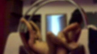 detonando al esposo de mi hermanastra, quería follarme y lo dejé llenarme de leche parte 1