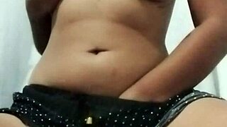 Latina Gets Her Pussy Stretched with Intense Fisting