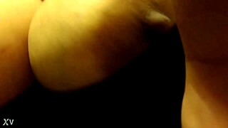 hot mom with big tits and wife vibes