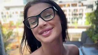 Asandra says, 'Love at the first bite.'