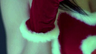 Lewd wench pegs paramours, gets cum