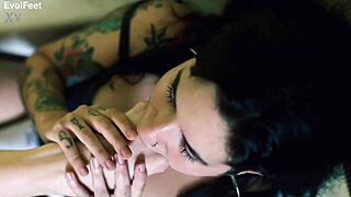 Sexy alt girls worship Latina's feet with licking and sucking in the bathroom