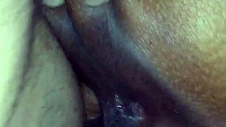 Madura01 is so hot and curvy, check her out 😍