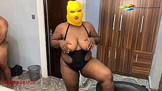 My stepmom is really hot please subscribe