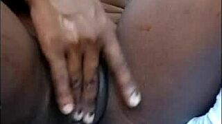 outdoor public pussy squirting and creampie.