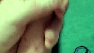 This is one of the few shots of me cumming.