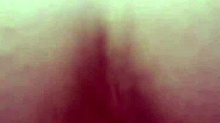 n�o aguentei o tes�o e gozei dentro da namorada do meu amigo gostosa com piercing na buceta creampie