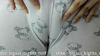 'What a nice camel toe you have,' he commented on the latina's outfit