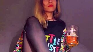 Bonneyuwu Pijama Masturbacion with Dildo and Peluche 😍