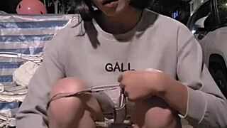 Shemale Ting Xuan Pees Outdoor