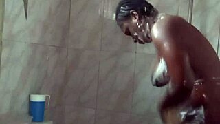 Who Wants To Fuck The Hot Teen 18+ Ebony Girl?