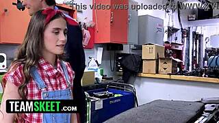 Stepdaughter And Stepmom Devour Stepdad's Cock In Shop Threesome!