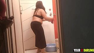 I saw my stepmom washing clothes in the bathroom, and my stepson was shaking his penis after looking at her ass