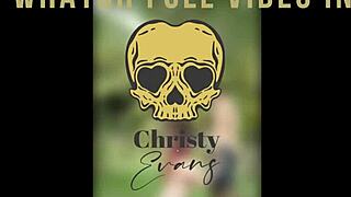 Small Latina Milf Gives Delicious Outdoor Blowjob