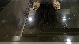 Shemale Ting Xuan Pees Publicly Outdoors