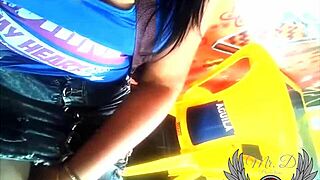 penelope olsen masturbating in mexico bar bathroom with squirting emojis 😏💦