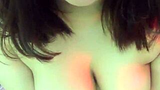 you wanna see this vietnamese babe strip down and fuck herself hard?