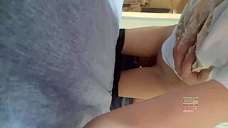 hombre que diga que no lo haria esta mintiendo... este coño jovencito chiquito terso caliente 0 kms