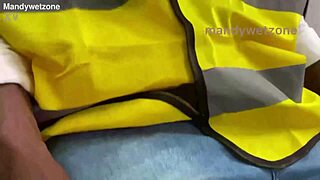 Pizza guy rips clothes for brutal interracial pounding on fat mommy