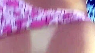 Quer saber como meu pau fica duro ouvindo minha esposa infiel contar seus rolos com outros machos cobrindo seus peitos de porra?