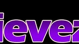 Whoa, redhead teen's tight pussy spreads wide for the guard's thick cock doggystyle 😏🍆