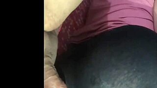 hey my neighbor's out so we're fuckin hard in yoga leggings at the gym 😏