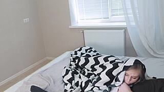 oh man, stepdaughter sneaks my cock down her throat while stepmom flashes her huge tits at me