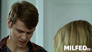 hey delivery boy i'm this horny cheating milf wanna lick my wet pussy then doggy me hard