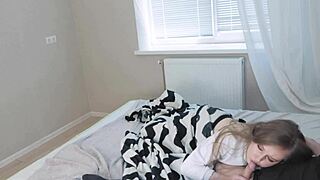 oh man, stepdaughter sneaks my cock down her throat while stepmom flashes her huge tits at me