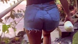 Stranger's Creampie In Peruvian Jungle Adventure Part One