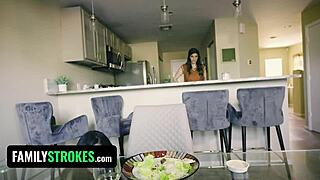 hey, that perfect ass college girl sneaks under the desk sucking stepdad's cock right in front of clueless stepmom... wild!