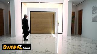 Stepmommy Aaliyah Love And Therapist Penny Barber Fix Issues With Hard Fucks