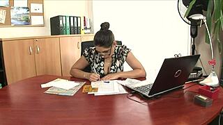 horny lesbians finger lick and fuck in the office 😈👭💦🔥