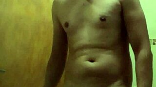 tt diwi fingers her wet pussy so sloppy ugh