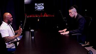 primeiro anal dela foi pura dor mas ensinei o marido direitinho cadu ficou sem fôlego