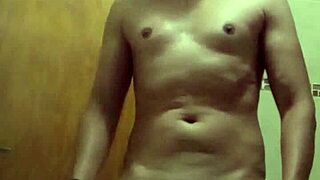 tt diwi fingers her wet pussy so sloppy ugh