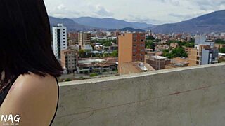 i flashed on the roof got fucked raw by muscled builder