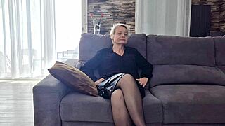 hey check out my new vid tips on dildos today 😉🔥💦