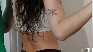 Pulling Up For Petite Teen Liz Jordan's Wild Ass And Tit Ride