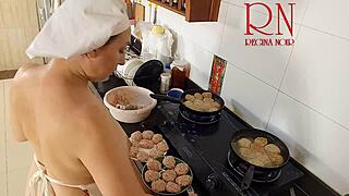 nudist housewife regina noir cooks naked in kitchen like a sexy maid 🍳🔥👰
