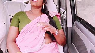 Housewife sneaks flirty dirty talk with boyfriend in car