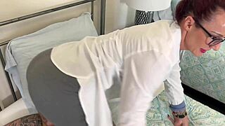 therapist sucks your dick to melt stress away