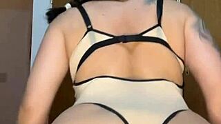 damn this sexy argentinian milf strokes her oiled curves so hot 🔥💦