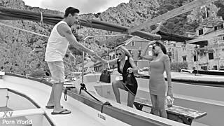 Shalina Devine and Olivia Del Rio Cum Swap After Outdoor DP