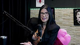 She claims fake orgasms but watch her demo that sloppy blowjob on sheer red Leticia Braga