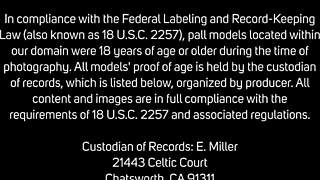 Blonde babe taylor tilden glass dildo outdoor ass tits play 🌳🍑