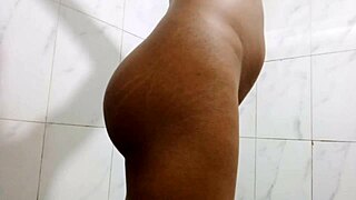 big ass asian girlfriend moans begging creampie during bath