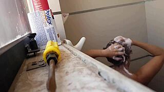 Voyeur Spies Petite Colombian Cuñada's Perfect Body Showering Boldly