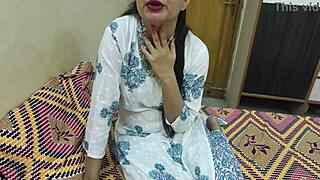 i love dirty talking with my young stepmom sauteli mummy before fucking her tight pussy