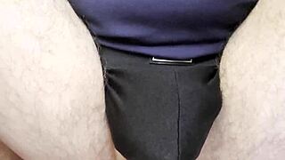 WOW! Huge 13.5-Inch Girth Toy Stretches Solo Boy's Asshole Wide!